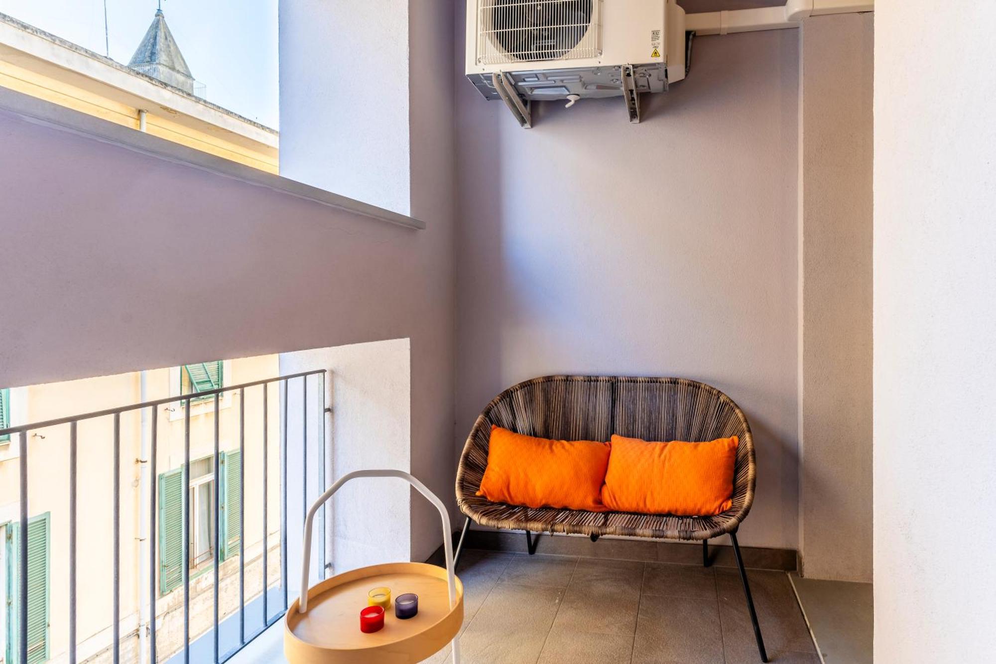 Piazza Cavallotti & Mercato Centrale Apartment! Livourne Extérieur photo